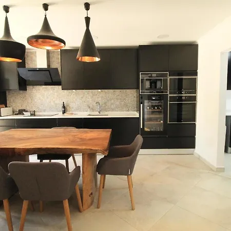 Ferienhaus Mit Privatpool Für 6 Personen Ca 190 M In Portimo, Algarve Westalgarve *